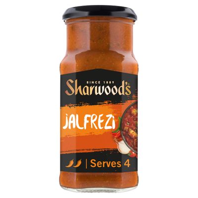 Sharwood's Indian Jalfrezi Sauce - Fiery Medium Heat Tomato &amp; Pepper Blend, Authentic Indian Flavour, 420 g Jar (Pack of 1)