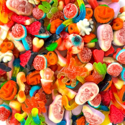 Sweets 1kg Novelty Halloween Pick n Mix Halloween Trick or Treat Themed Sweets by The Sweet Treat Gifting Co.