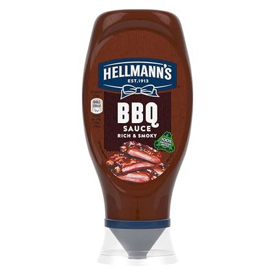 Hellmann's Rich &amp; Smoky BBQ Sauce Condiment squeeze bottle made of 100% recycled plastic for burgers, chicken and chips 490 g