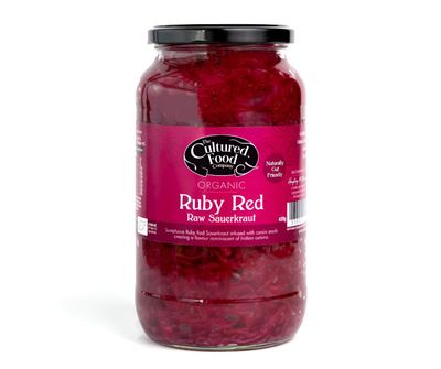 The Cultured Food Company - Organic Award Winning Ruby Red Sauerkraut 1kg Jar - 100% Natural Ingredients- Raw &amp; Unpasteurised - Probiotic Rich - Fermented Red Cabbage- Handmade - No Preservatives