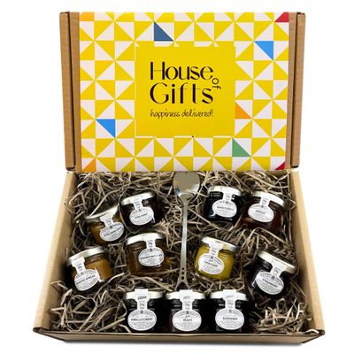 Jams &amp; Marmalades with Unique Preserves Ultimate Tasting Hamper Selection Gift Set Mini Jars Gourmet Gifts for Mum, Dad, Elderly People, Jam Lovers Classic Preserves