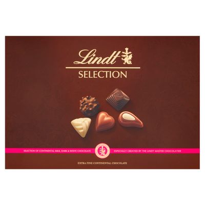 Lindt Selection Extra Fine Continental Chocolate Box Extra Large - 40 Assorted Milk, Dark and White Chocolates, 427g - Gift Present or Sharing Box - Birthday, Celebrations, Congratulations, Thank you