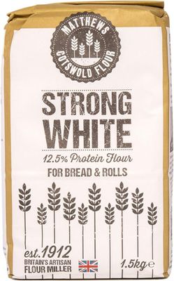 Matthews Cotswold Strong White Flour - 1.5kg Bag (Single Bag)