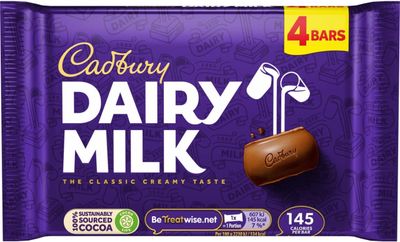 Cadbury Dairy Milk Chocolate Bar Multipack, Smooth &amp; Creamy Milk Chocolate, Multipack of 4 x 27.2 g Bar (Pack of 1)