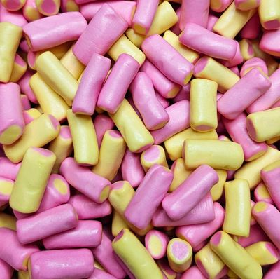 1kg Rhubarb &amp; Custard Retro Sweets - Pink &amp; Yellow Bulk Sweets - Party, Gift, Sharing, Candy Buffet - Perfect for Haribo Lovers