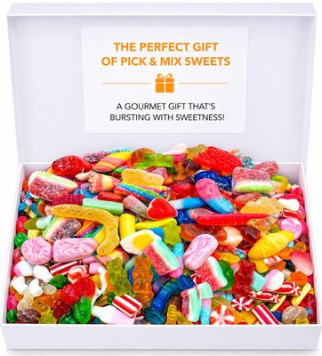 Premium Random Pick and Mix Sweets Hamper Gift Box - 1kg Pic n Mix & Retro Sweets Selection for Birthdays, Father's Day, Easter, Birthday, & Christmas
