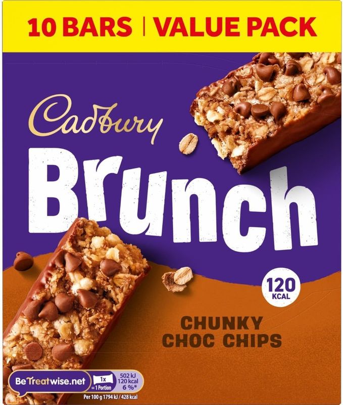 Cadbury Brunch Chunky Choc Chip Cereal Bars, Wholegrain Snacks dipped in Milk Chocolate, Value Pack, Multipack of 10 x 28 g Bars