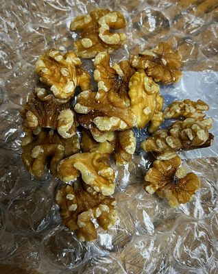 Walnut Halves &amp; Pieces 1Kg