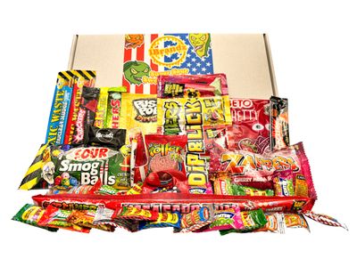 Super Sour Sweet Gift Box Hamper 34 Treats Ultimate American and World Candy. Gift for Adults or Children as Birthday Christmas Easter Gift for him or her.
