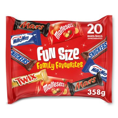 Mixed Chocolate Bars Multipack 358g - 20 Fun Size Milk Chocolate Bars with Mars, Twix, Snickers, Milky Way & Maltesers, Bulk Chocolate Bag, Sharing, Gifts, Snacks & Party Bags