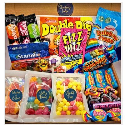 Retro Sweets Gift Box Sherbet Pips, Jelly Beans, Rhubarb &amp; Custards, Love Hearts, Wham, Starmix, Popping Candy, Refreshers &amp; more Letterbox Gifts for Birthdays Men, Women &amp; All Occasions