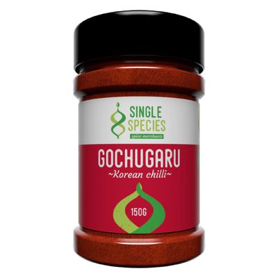 Angus &amp; Oink Superior Single Species Gochugaru Chilli Flakes Authentic Kimchi &amp; Korean Cuisine Smoky, Fruity-Sweet Flavor Stir Fries &amp; Marinades 1 x 150G Tub with Shaker Cap
