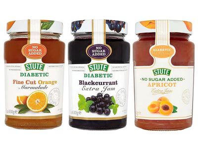 Stute Diabetic Jam Selection Pack of 3 Fine Orange Marmalade 430g x 1, Blackcurrant 430g x 1, Apricot 430g x 1