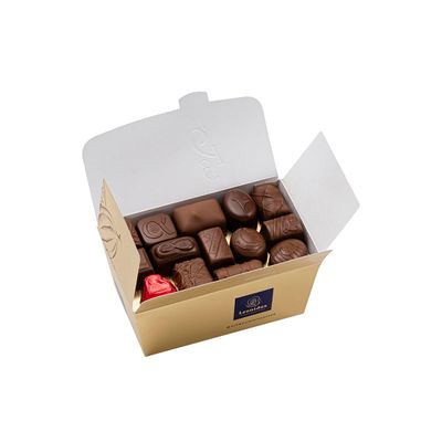 Leonidas Belgian Milk Chocolate Gift Box (500 g, 28 pcs Approx) - Luxury Assortment of Pralines, Truffles &amp; Butter Creams Premium Belgian Chocolatier Ballotin Gift for Anniversary &amp; Celebrations