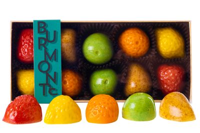 Luxury Marzipan Shaped Fruits Gift Box - Traditional Hand-Finished Marzipan Shapes - Made With Real Almonds &amp; Natural Colours - 150g Gift Box