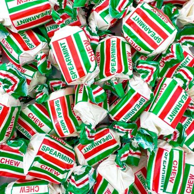 Spearmint Chews Sweets - 1 Kilo Bulk Bag - 1KG - Assorted Sweet Pick and Mix for Parties, Gifts, and Sharing.