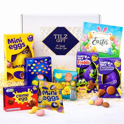 Easter Egg Hamper - Mini Eggs and Buttons, Freddo, Creme Egg, Milk Chocolate Chicks and Mini Egg Bag Pack Bundle of 7 Chocolate Eggs Gifts For Kids