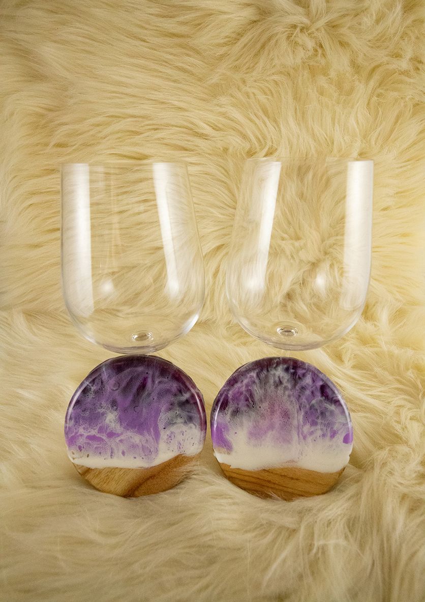 Coaster and Red Wine Glasses Gift Set