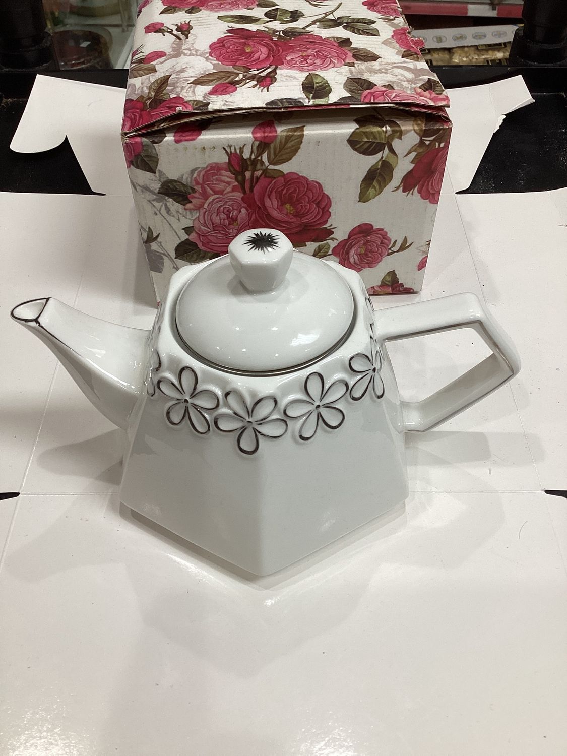 porcelain teapot white