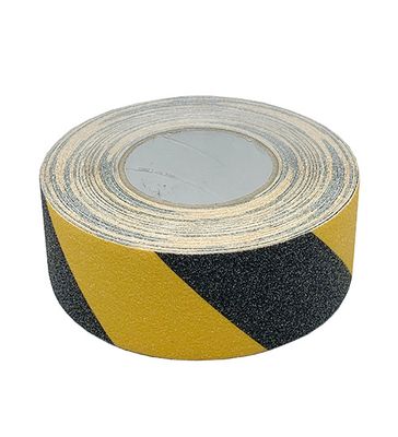 CINTA ANTIDERRAPANTE BICOLOR 
med. Largo 18m Ancho 50mm