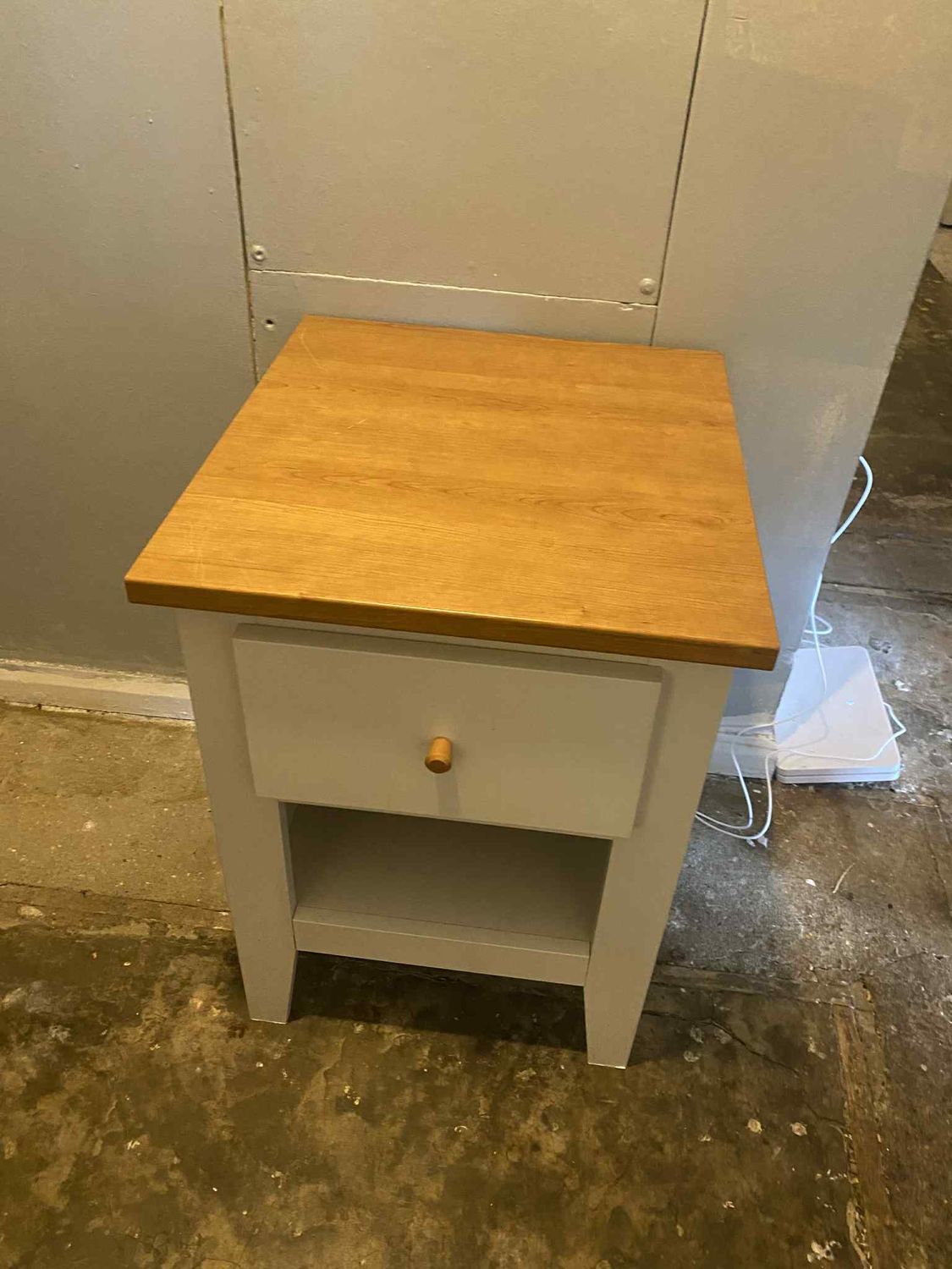 White/Oak Bedside Unit with 1 Draw and 1 Shelf