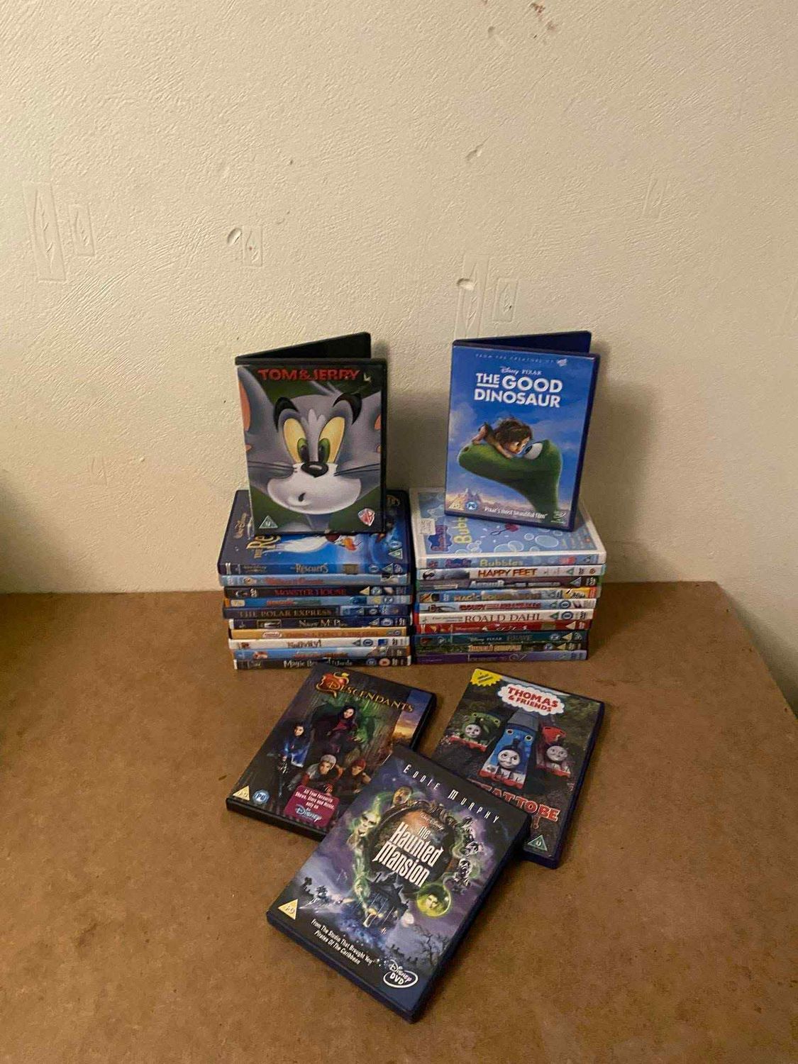 80 Random Mixed DVDs and Boxsets. Ideal for resellers at car boot sales, market stalls, events and even much more!