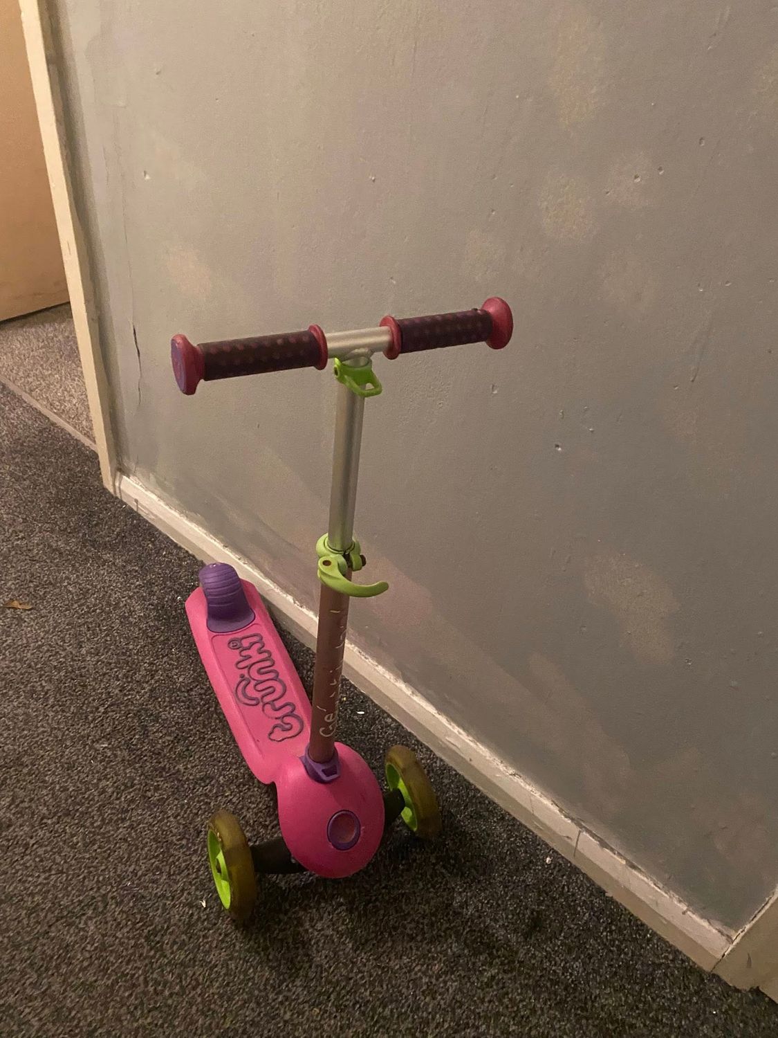 Pink &amp; Purple 3-Wheel Girls’ Scooter – Adjustable Handlebar, Stable Ride for Kids