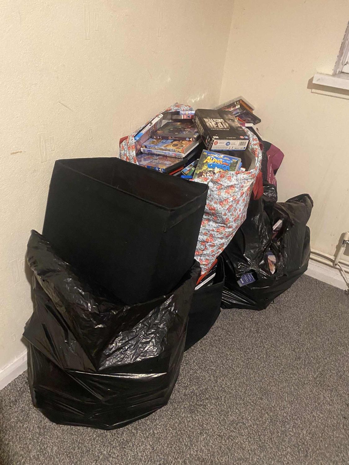 Wholesale DVD's Jumbo Joblot [From £1.95-15p Per DVD]