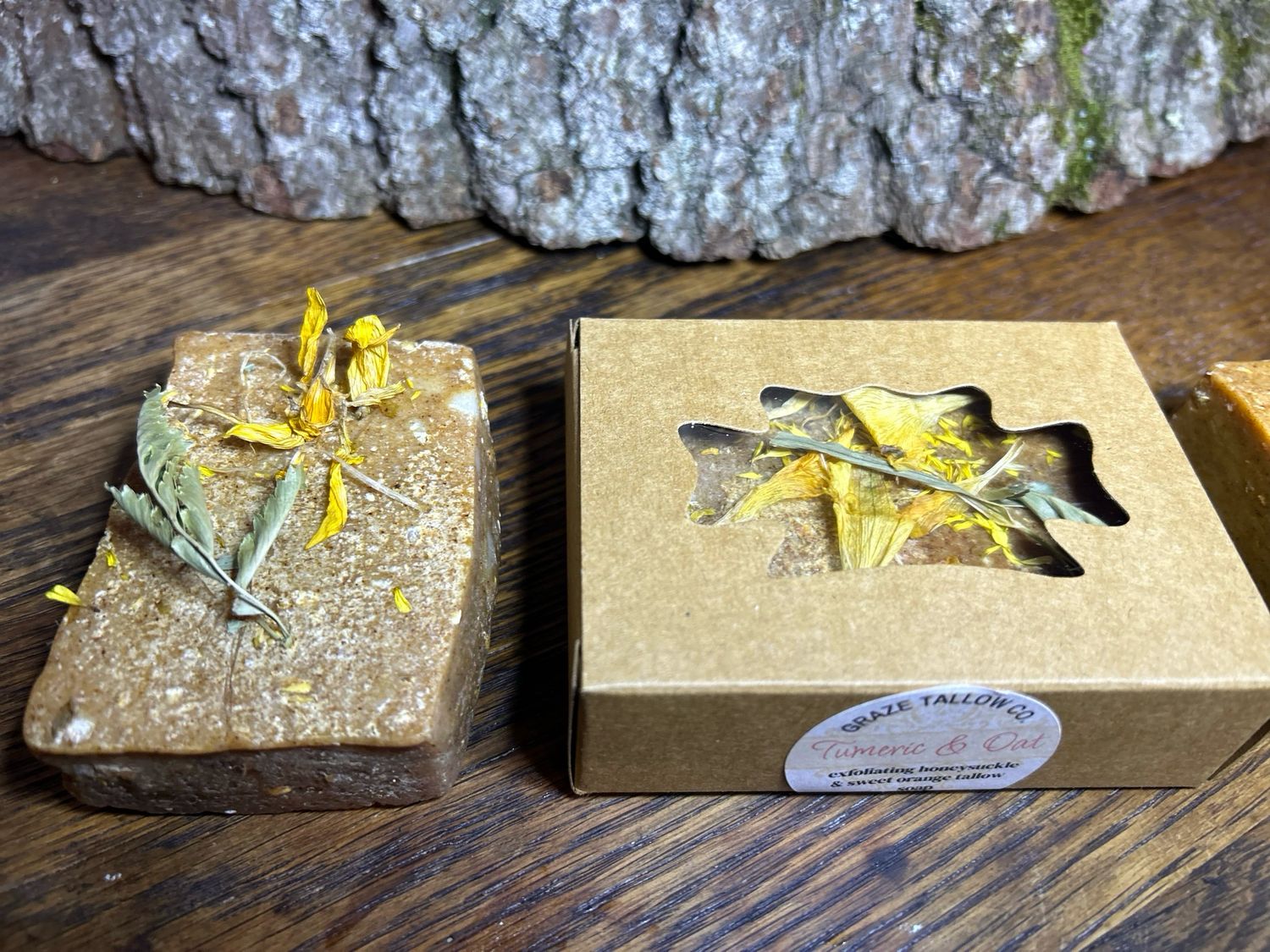 Turmeric &amp; Oat Exfoliating Tallow Soap
