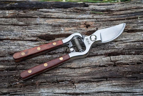 NEW National Trust Secateurs NEW National Trust Secateurs