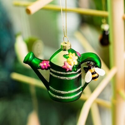 Green Watering Can with Bee Shaped Christmas Glass Bauble DEC-VERXM210