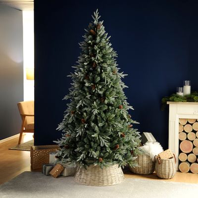 CALEDONIAN PINE LUXE CHRISTMAS TREE FVE-TCALEDONIAN