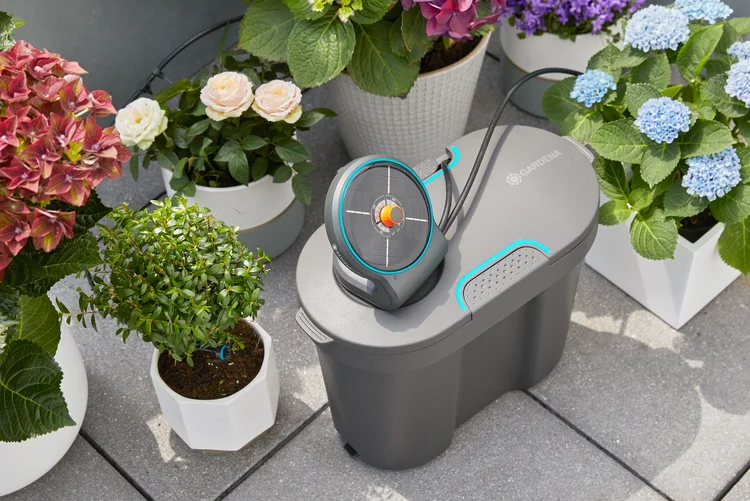 Gardena AquaBloom Water Reservoir Set – Up to 20 Plants Gardena AquaBloom Water Reservoir Set – Up to 20 Plants