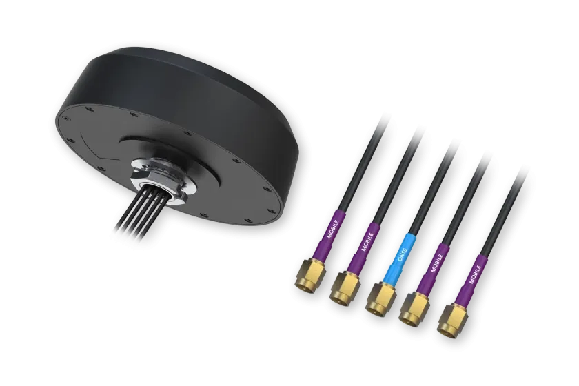https://teltonika-networks.com/cdn/extras/26930/5g-combo-mimo-mobile-gnss-roof-sma-antenna-x1-840xA…