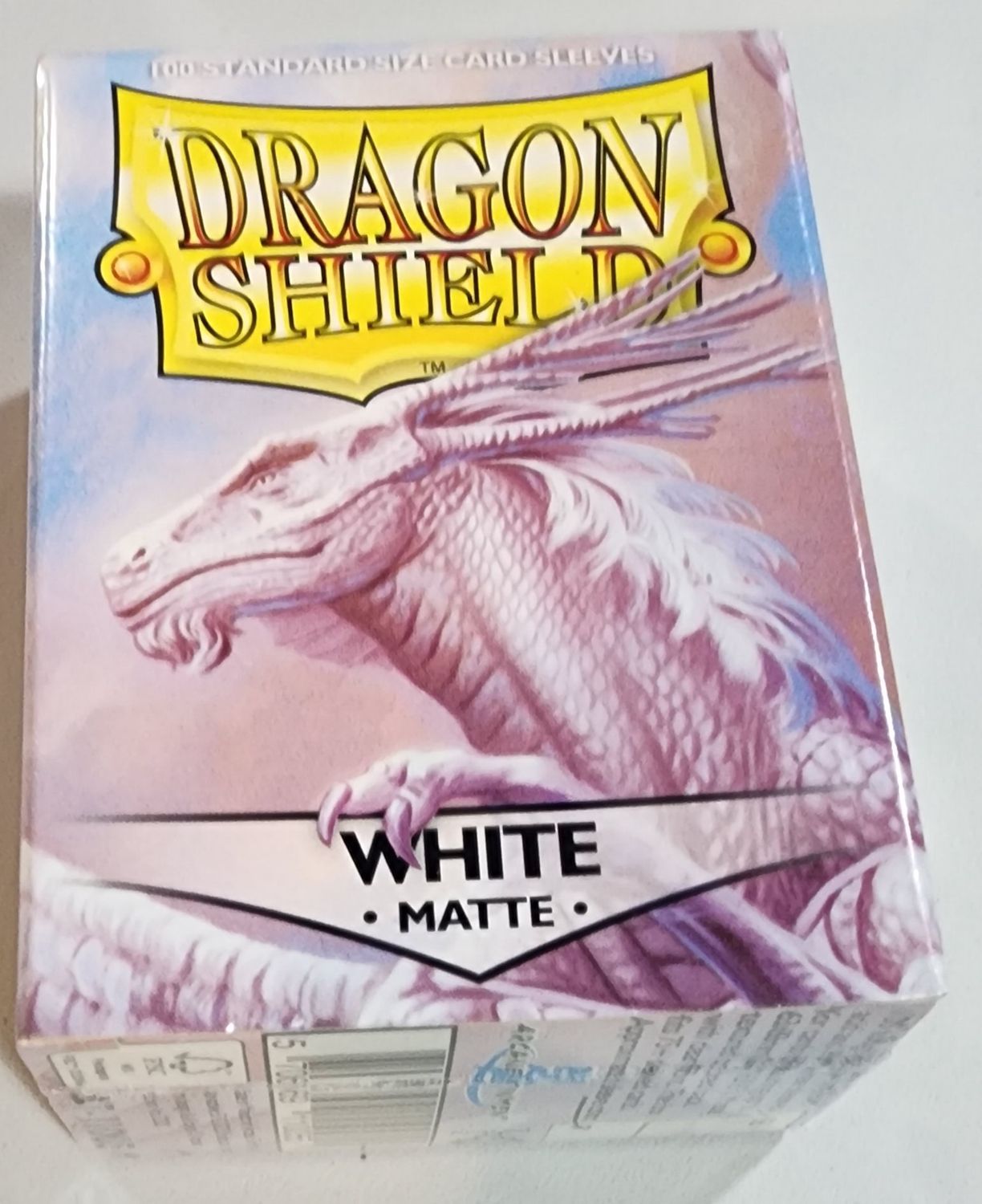 DRAGON SHIELD MATTE WHITE