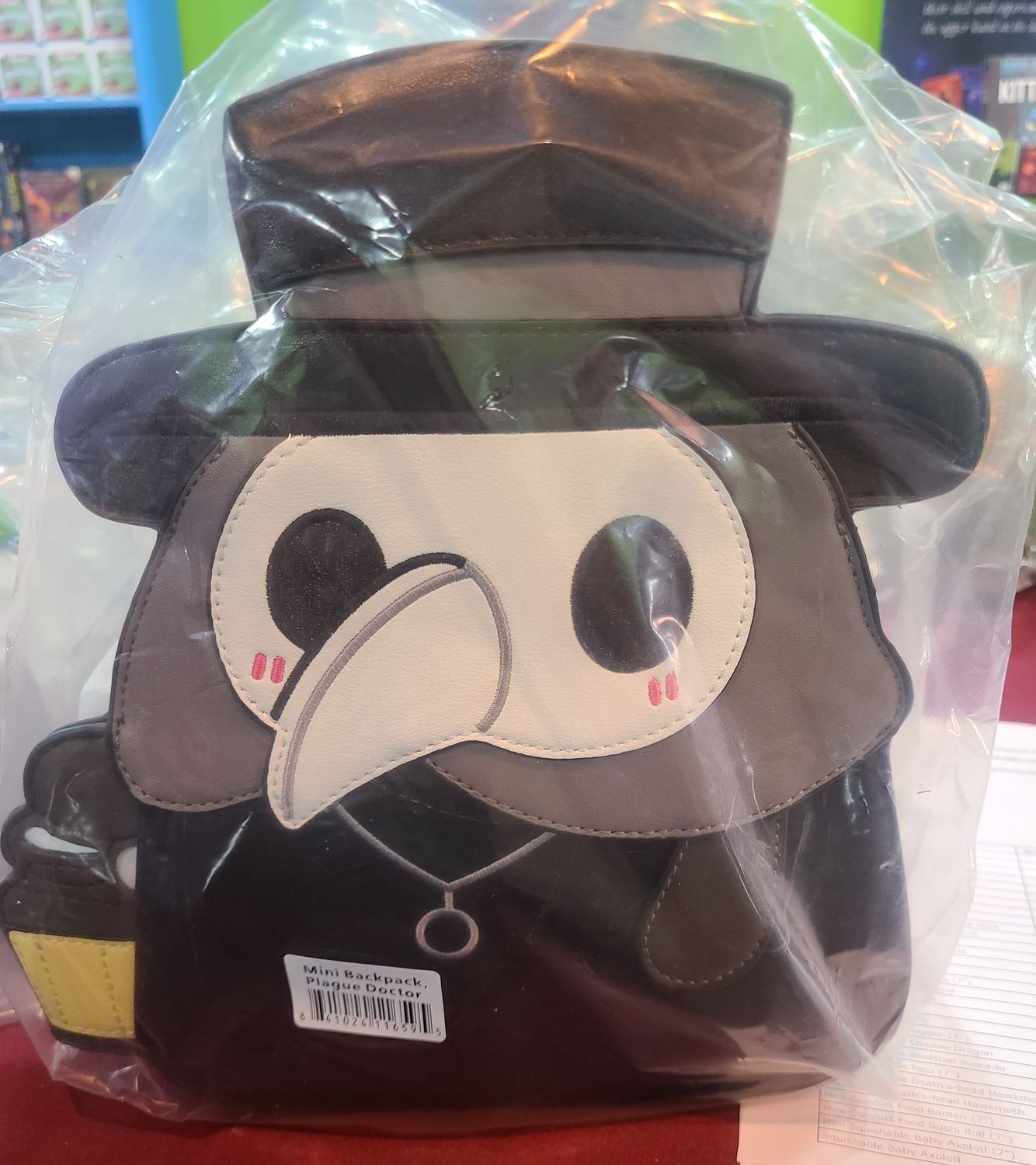 Mini Backpack Plague Doctor (Squishable)