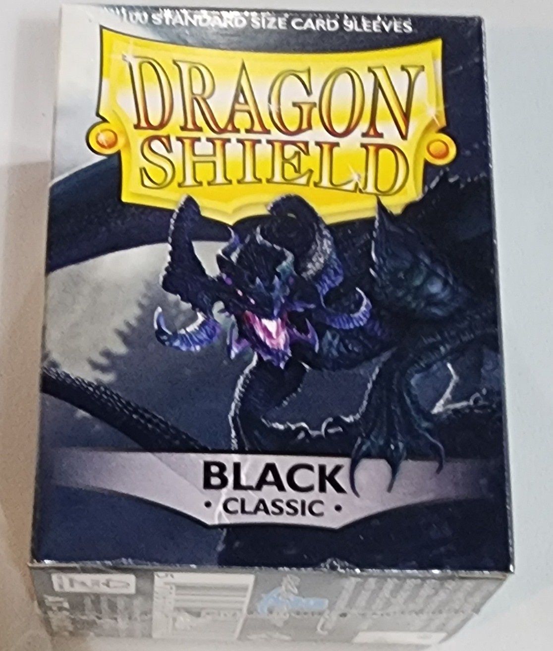 DRAGON SHIELD CLASSIC BLACK