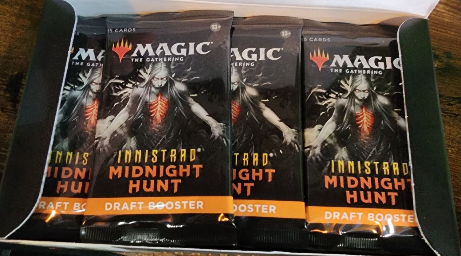 MAGIC THE GATHERING INNISTRAD MIDNIGHT HUNT 15-CARD DRAFT BOOSTER