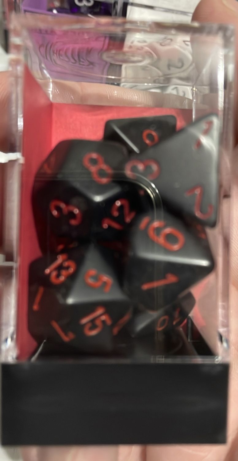 Opaque Black/Red dice set