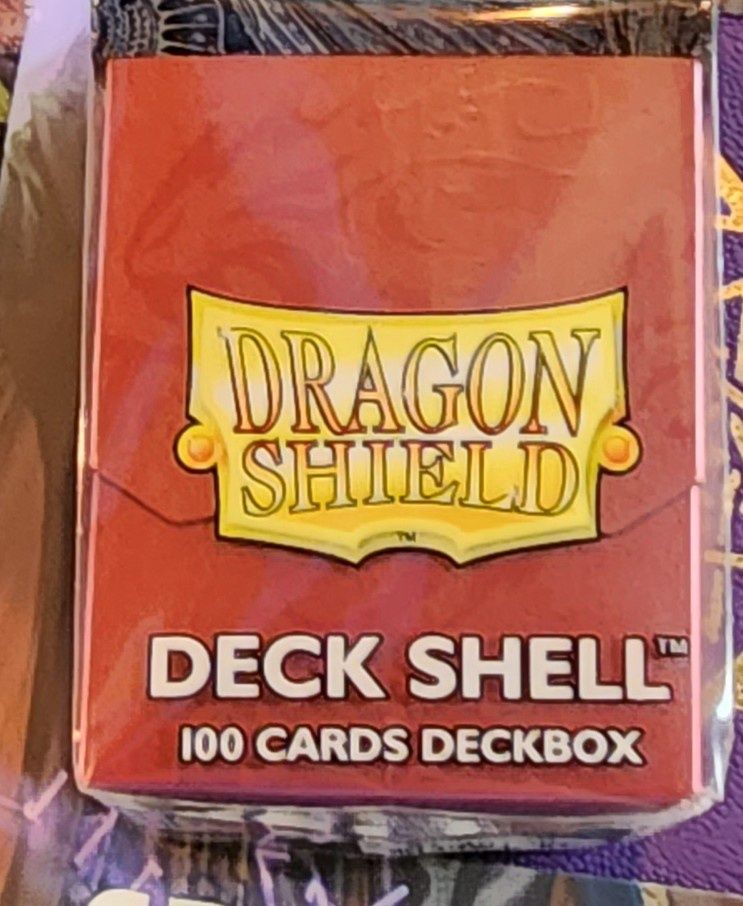 DRAGON SHIELD DECK SHELL BLOOD RED