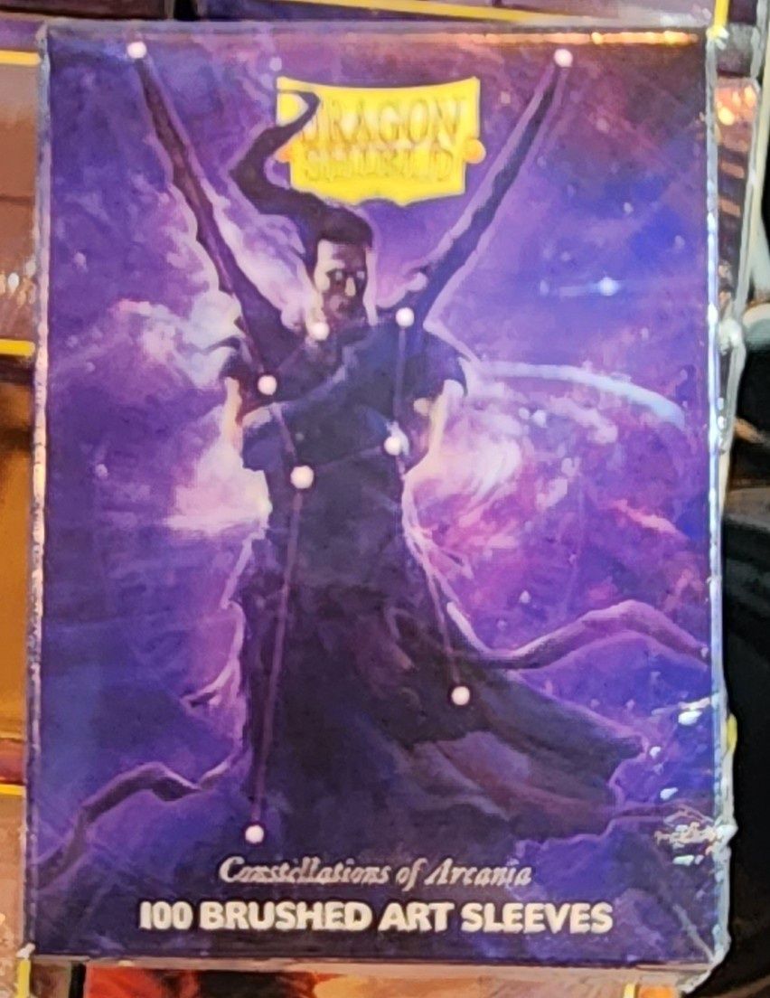 DRAGON SHIELD CARD SLEEVES ALARIC