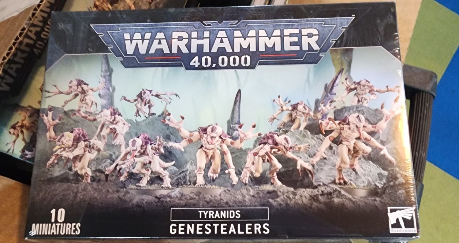 WARHAMMER 40K TYRANID GENESTEALERS