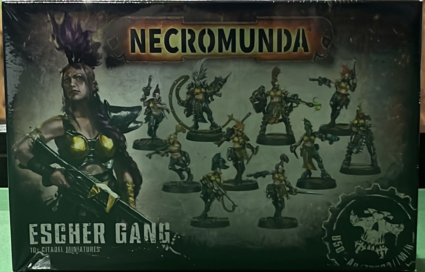 NECROMUNDA: ESCHER GANG