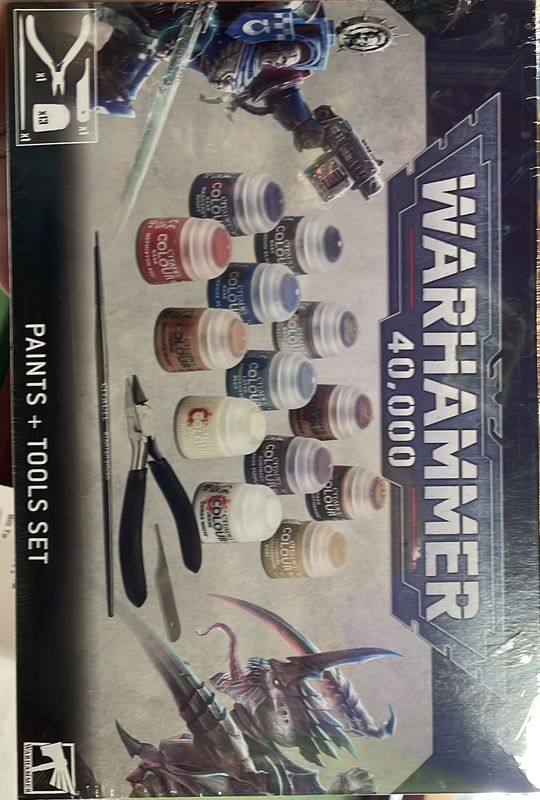 Warhammer 40,000 Paints + Tools Set