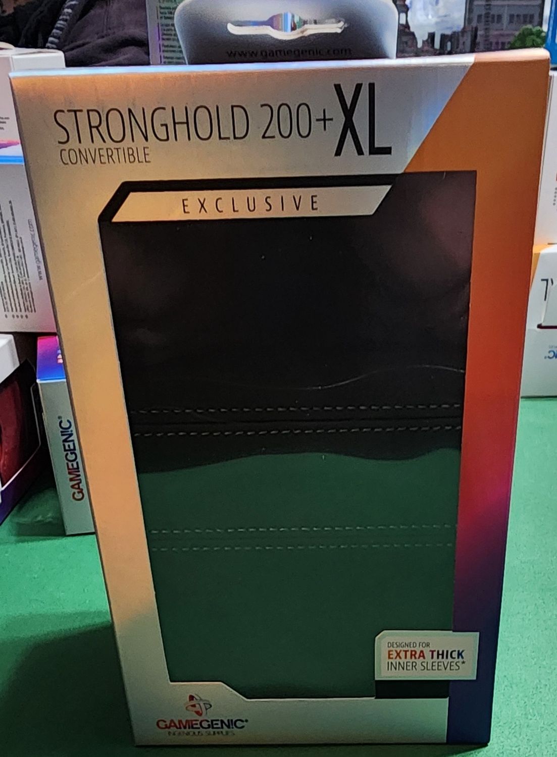 Gamegenic stronghold deckbox