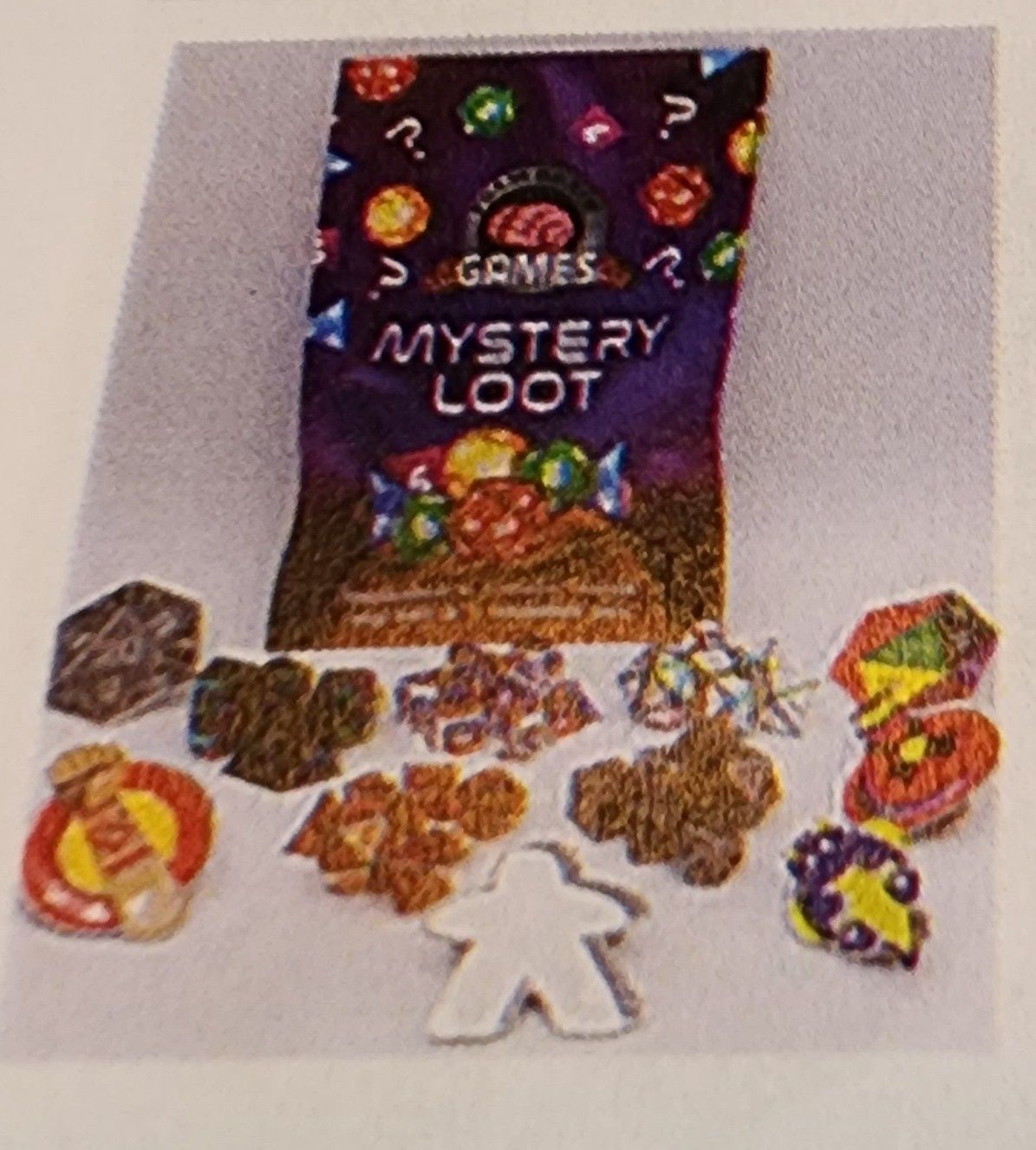 EPIC MYSTERY LOOT: MINI METAL RPG SET+ ENAMEL PINS