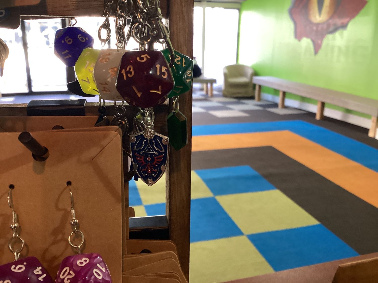 Zelda D20 Keychain