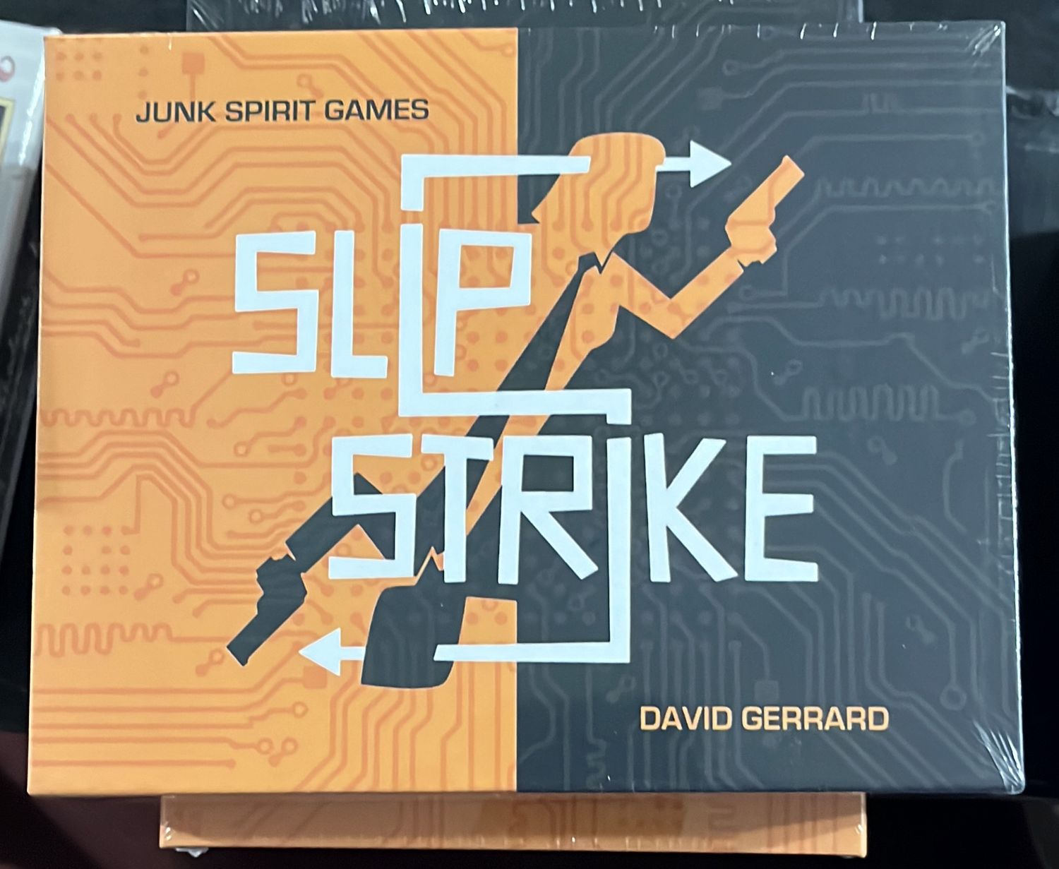 Slip Strike (Orange)