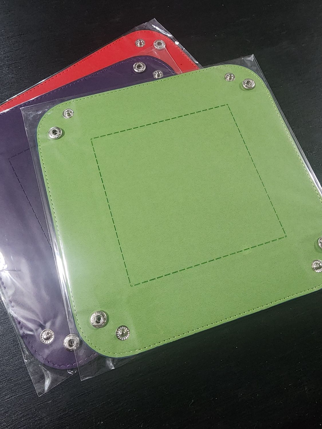 Square dice tray green