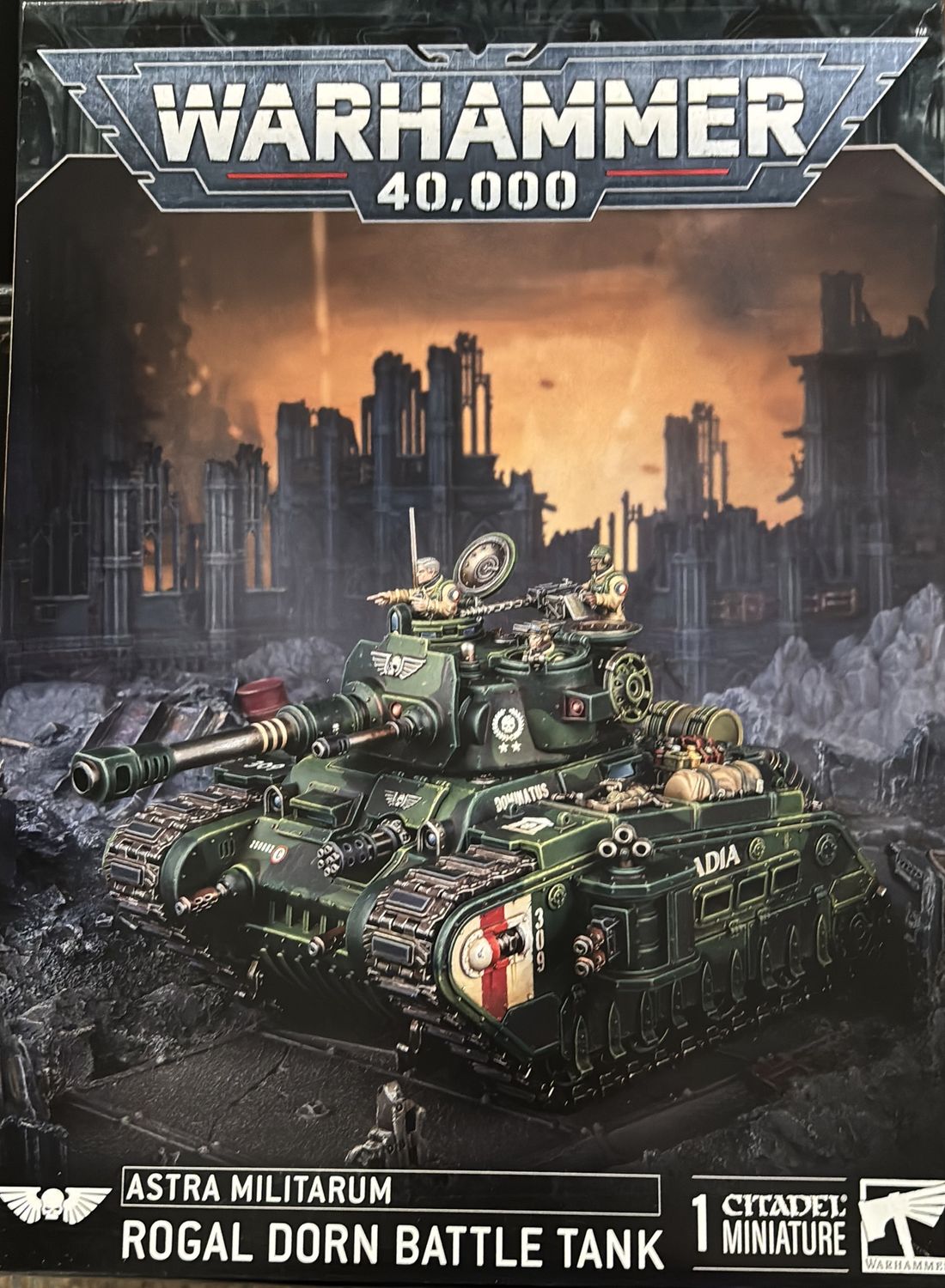 Warhammer 40k Astra Militarum royal dorn battle tank